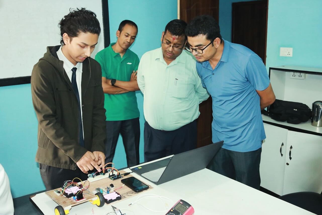 From Concept to Creation: Robotics Showcase by Samriddhi IT Club